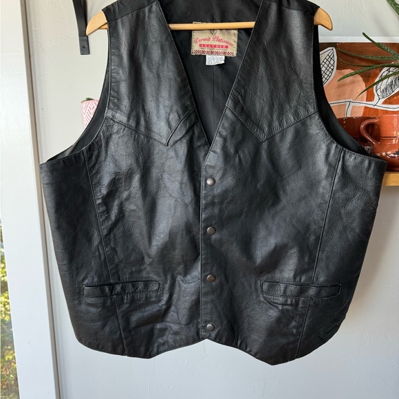 Vintage Permit Platinum Black Leather Western Style Vest Size XL - Picture 7 of 9
